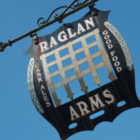 Raglan arms